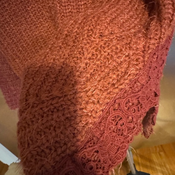 Women's Warm Rust Knit Sweater - Picture 9 of 10